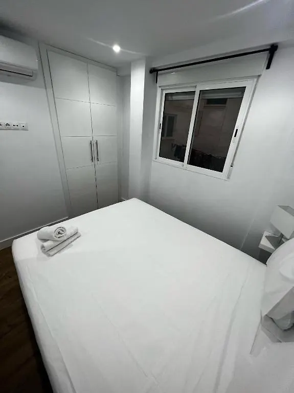 Premium Living Malaga Train Station Apartment